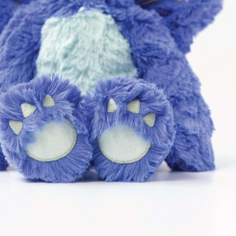 Close-up of Dragon's feet - View Product